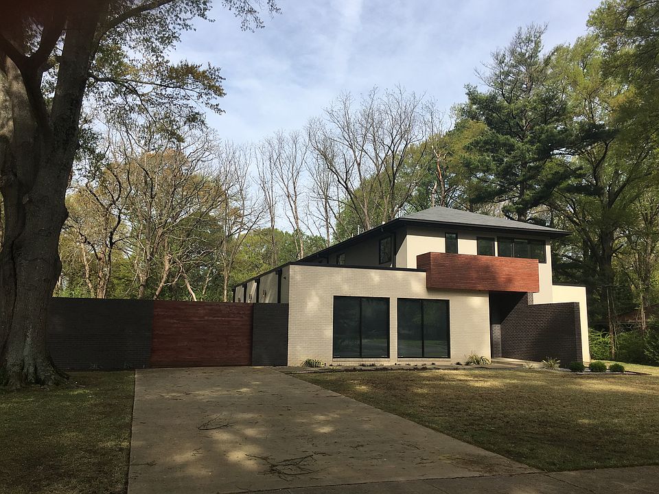 1st image of 419 Fairfield Cir W