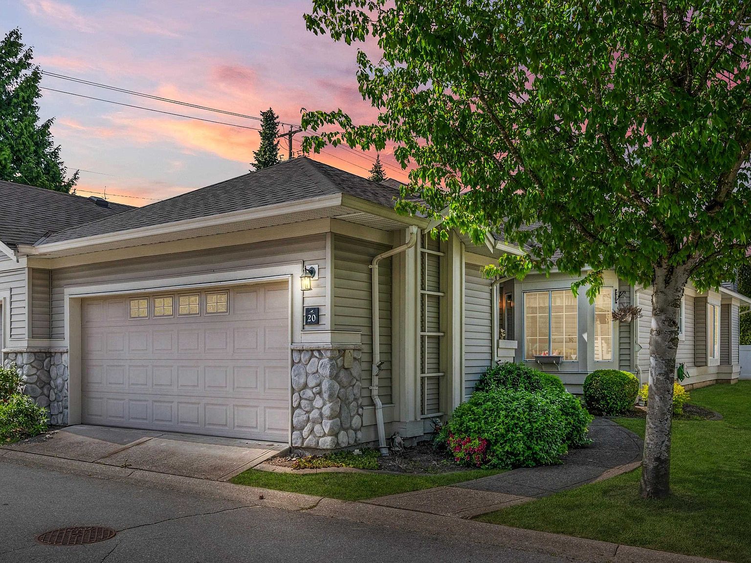 16888 80th Ave #20, Surrey, BC V4N 5A1 | MLS #R3001046 | Zillow