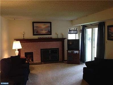4th image of 140 Harvest Ln