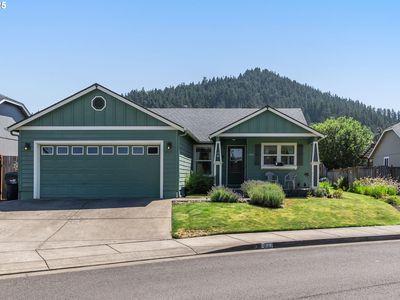 1933 S 58th St, Springfield, OR, 97477