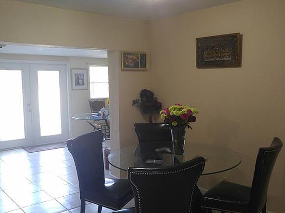 3rd image of 4826 Bonita Vista Dr