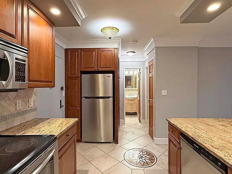 380 Mountain Rd #208 — Photo 12