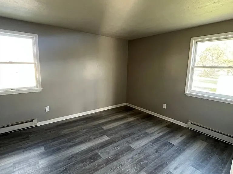 Willow View Apartments — Photo 26
