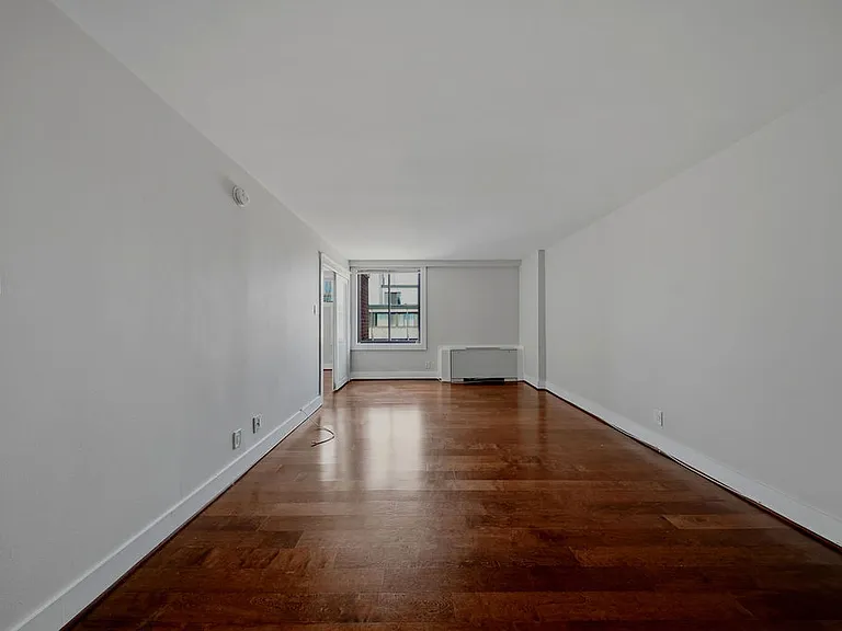 1420 N St NW #1005 — Photo 5