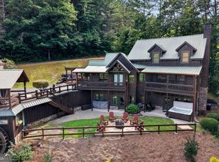 24 Twin Lakes Rd, Blue Ridge, GA 30513