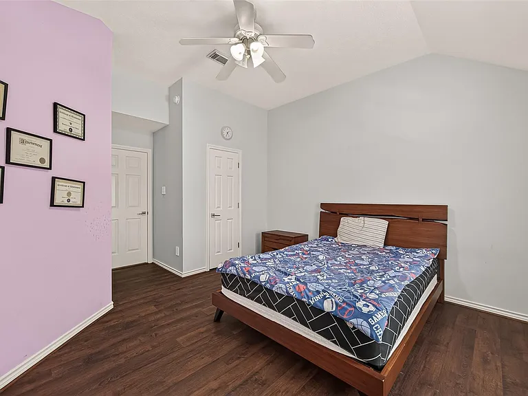 6514 Kings Summit Dr — Photo 27