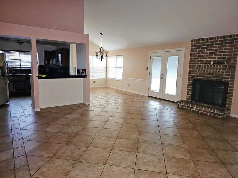 12110 Hedgedown Dr — Photo 9