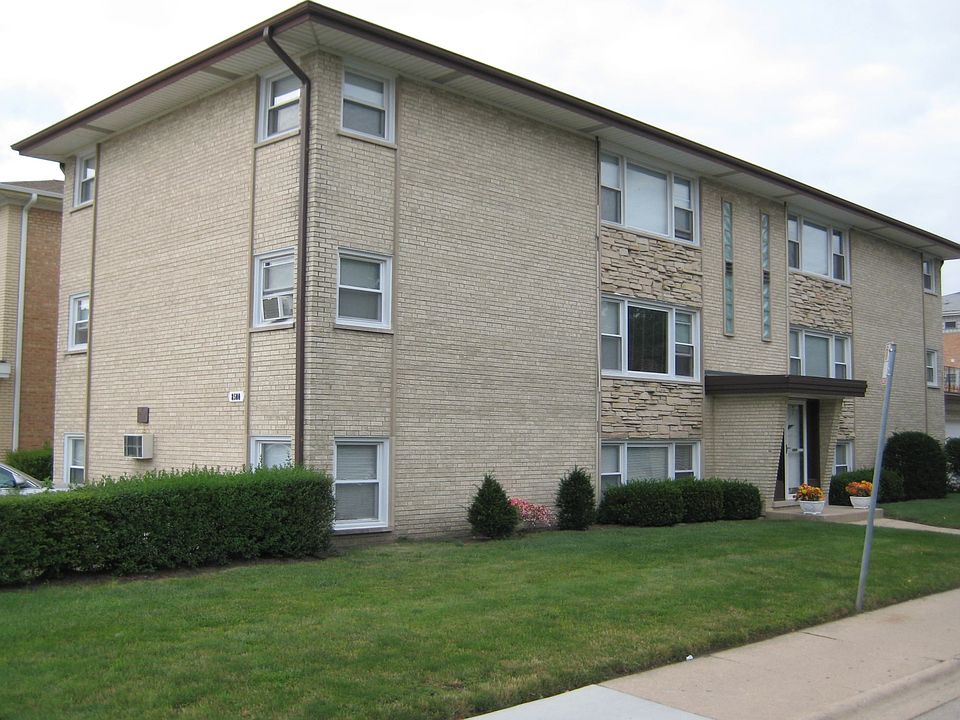 1st image of 8500 W Catalpa Ave #1ST