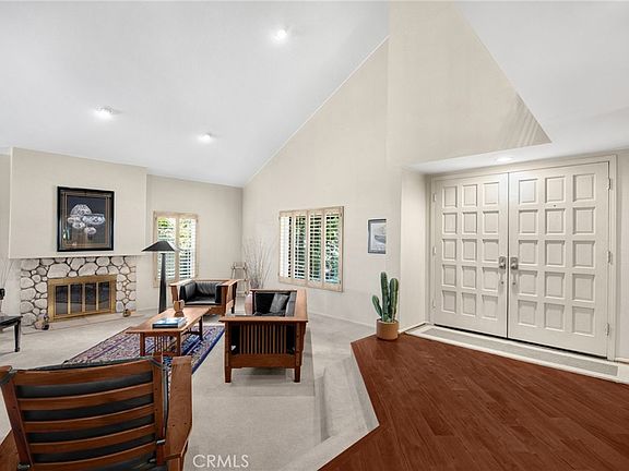 4th image of 20935 Timber Ridge Rd