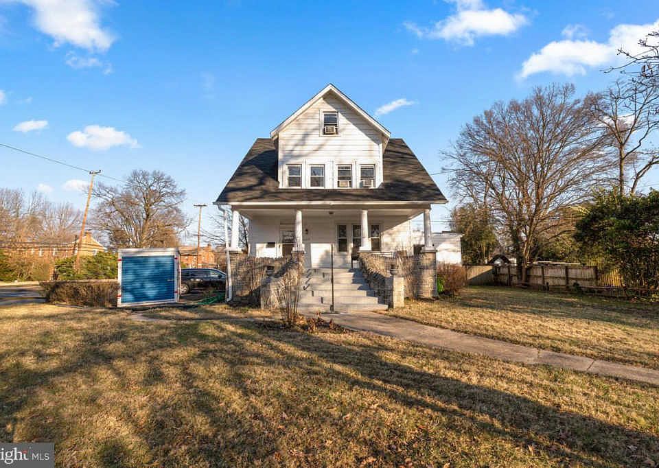 1st image of 6217 43rd St