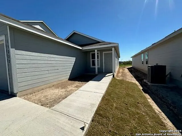 13222 Dutra Rd — Photo 1