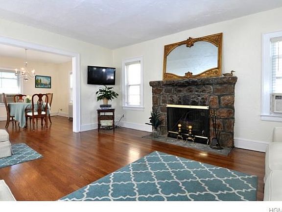 1st floor living room, nice flow to formal dining room.