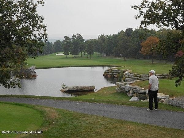2nd image of Huron Cir