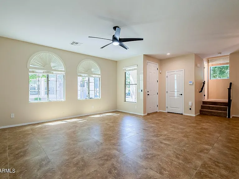 3608 S Fireside Trl — Photo 2