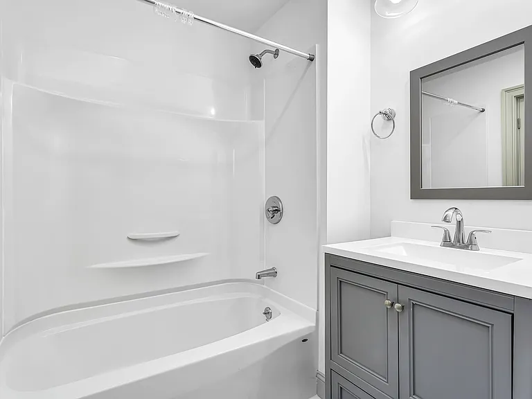 2601 Washington St — Photo 18