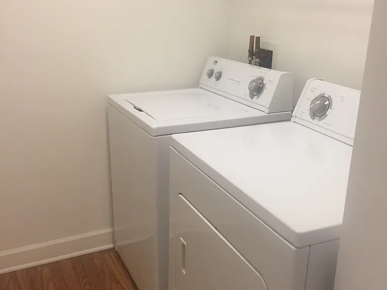 920 Marquette Ave #303 — Photo 11