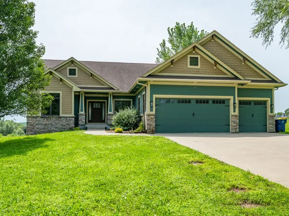 308 Van Buren Dr, Van Meter, IA 50261