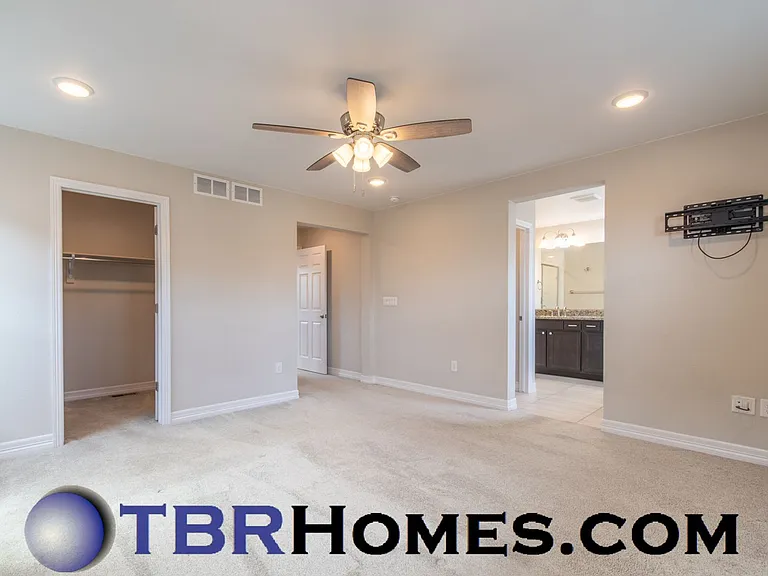 11924 Norfolk Ct — Photo 9