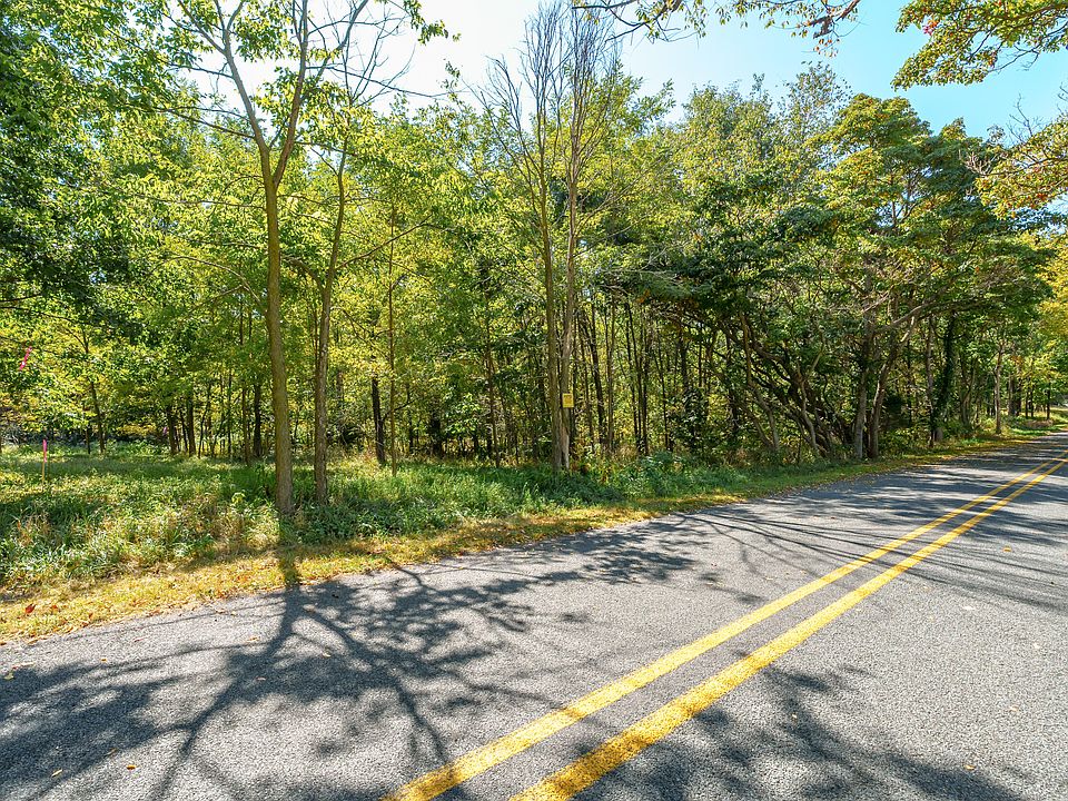 1st image of E Ts Ave