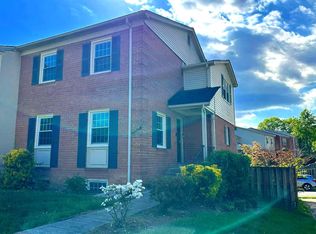 4524 Windsor Arms Ct, Annandale, VA 22003