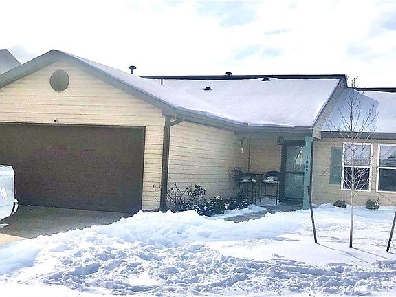2nd image of 1009 Hyacinth Hollow Dr