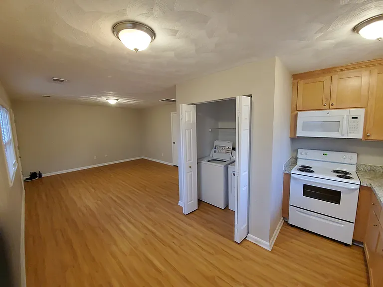 8021 Ransom Rd — Photo 13