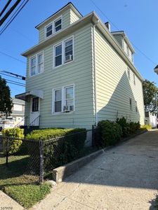 32 Ann St, Garfield, NJ, 07026