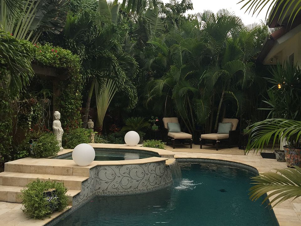 Pool area