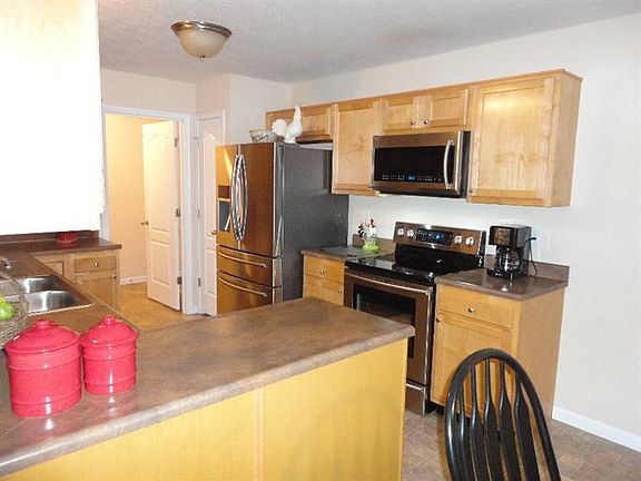 3rd image of 12333 Padgett Ct