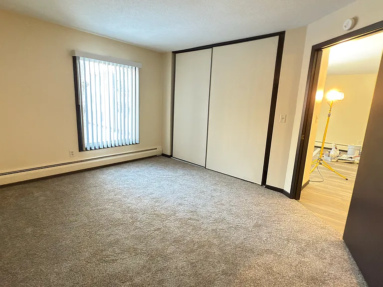 Oakmont Apartments — Photo 11