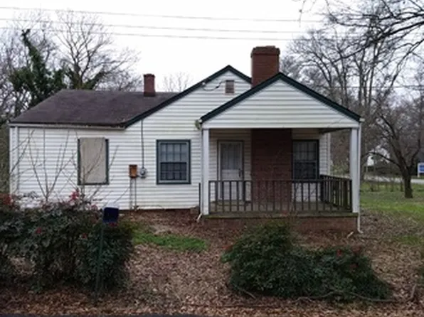 119 Tuckaseege Rd, Mount Holly, NC 28120