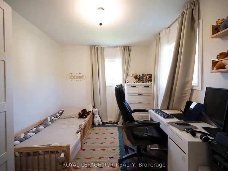 28 Blake St — Photo 17