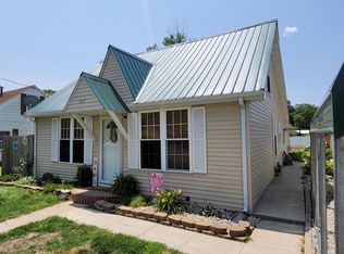 107 N Merritt St, Odin, IL 62870
