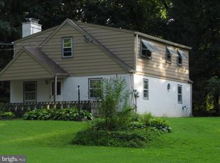 71 Carol Ln, Malvern, PA 19355