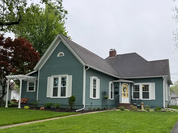 1567 Logan St, Noblesville, IN 46060