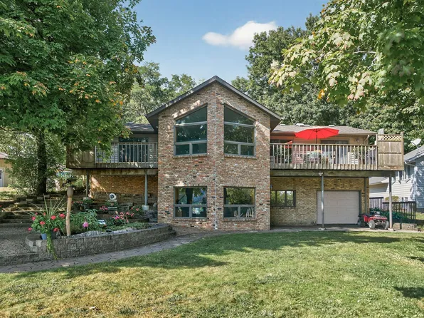 55 Interlachen Dr, Tonka Bay, MN 55331