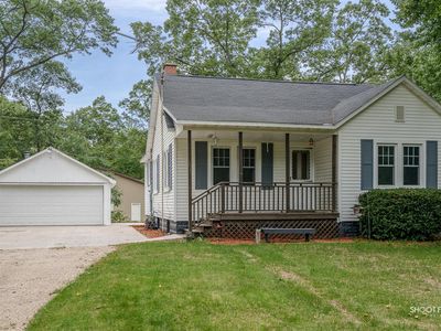 2761 N Weber Rd, Muskegon, MI, 49445