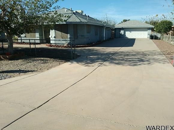 1st image of 8035 S Aspen Dr