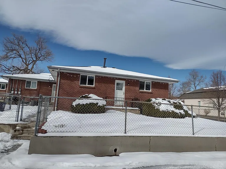 4094 N Zuni St — Photo 4