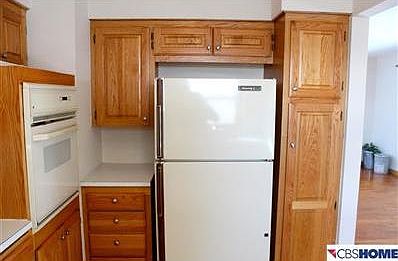 4th image of 4952 S 136th St