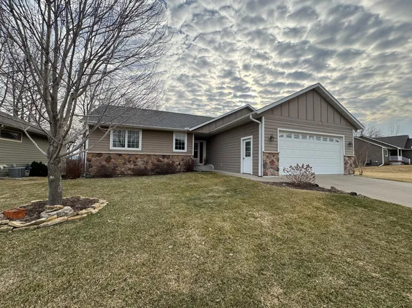 1430 Woodland Way, Lake City, MN 55041