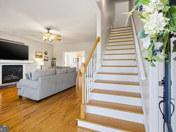 4th image of 204 Staples Dairy Rd