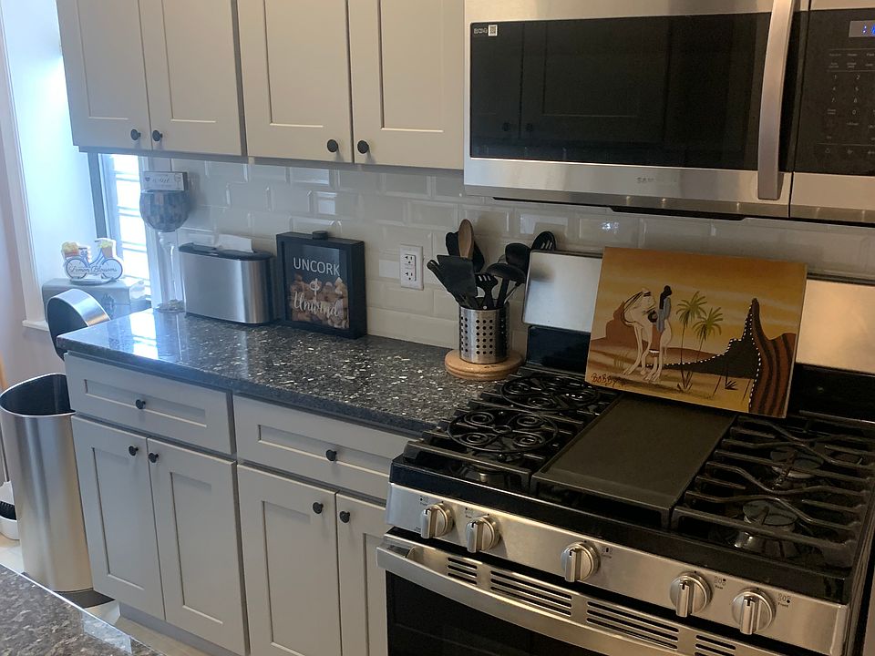 1st image of 4 Nicholas St #3A