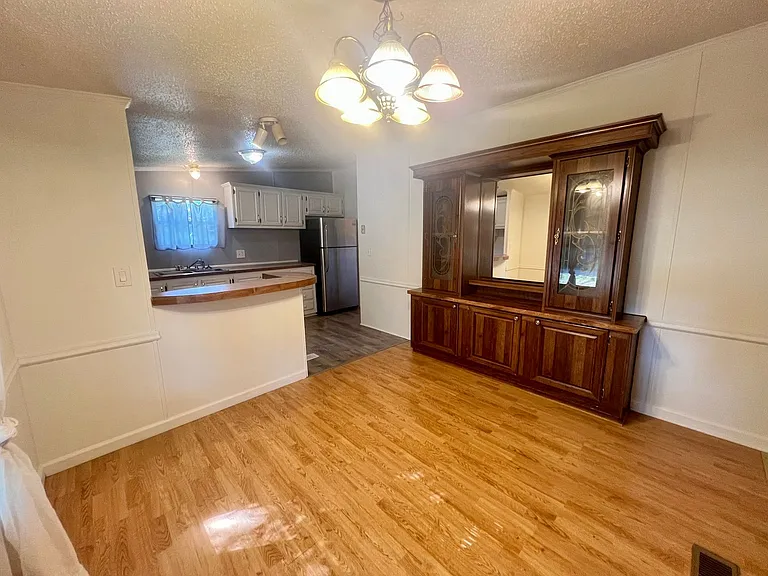4093 Baskerville Rd — Photo 6