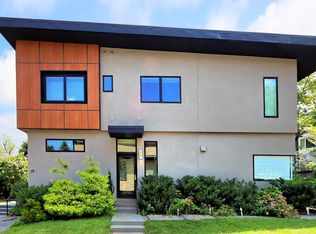 2904 Lorcom Ln, Arlington, VA 22207