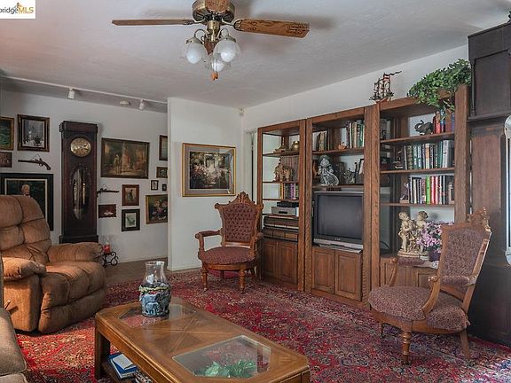 4th image of 1366 Jensen Dr