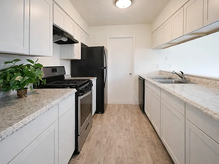 4902 Scott Reef St — Photo 3