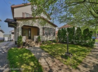 2215 Jefferson Ave, Dunmore, PA 18509