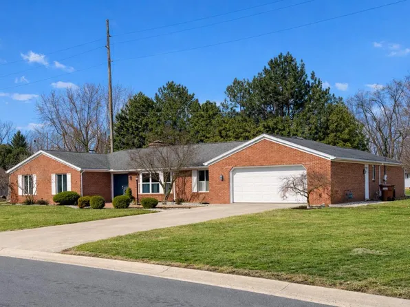 38 Glendale Ave, Fremont, OH 43420