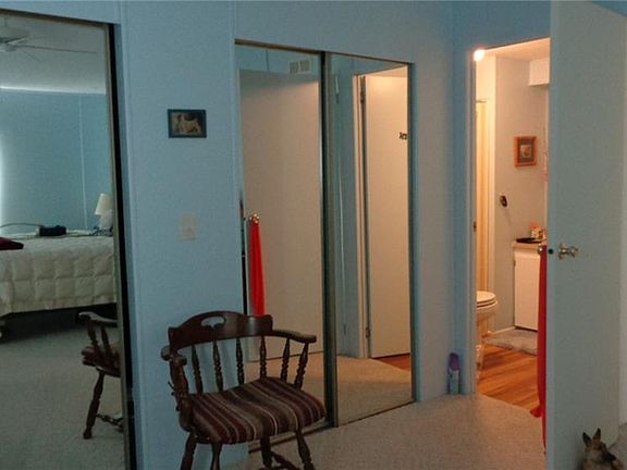3rd image of 4422 Limewood St